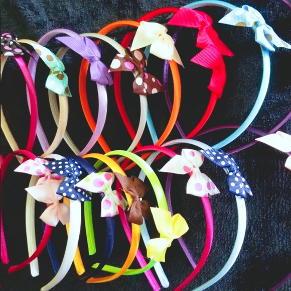 15 Cute Handmade Hairbands & Bows - Picture 2 of 3
